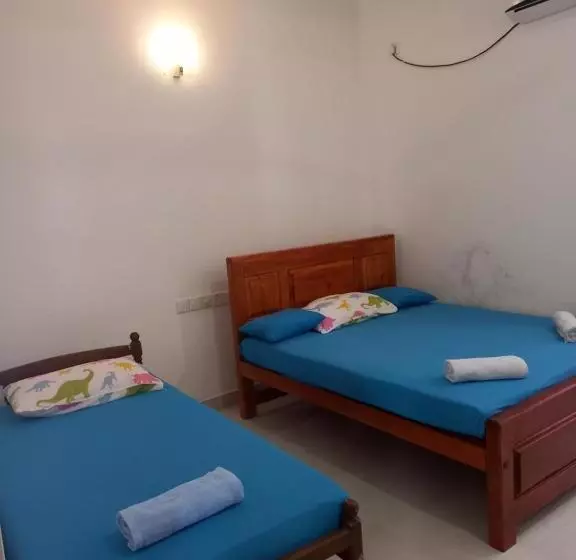 ペンション Sayura Guest House