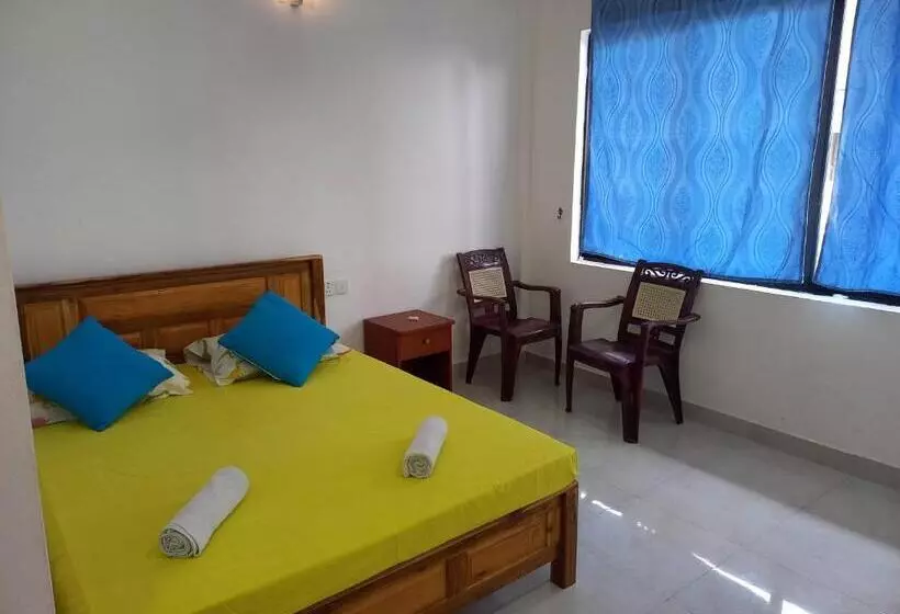 ペンション Sayura Guest House