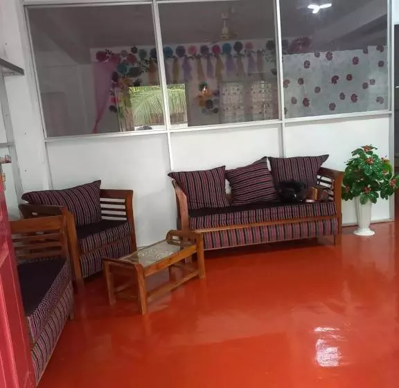 ペンション Sayura Guest House