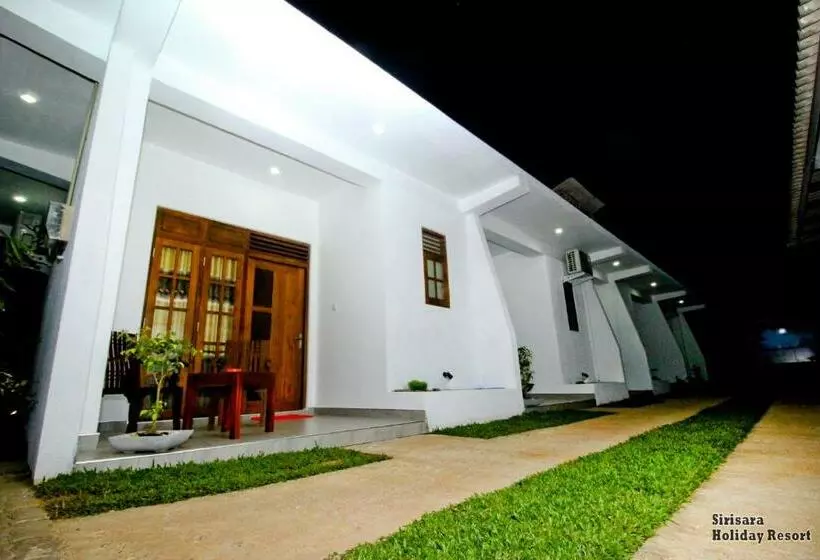 Majatalo Sirisara Holiday Resort