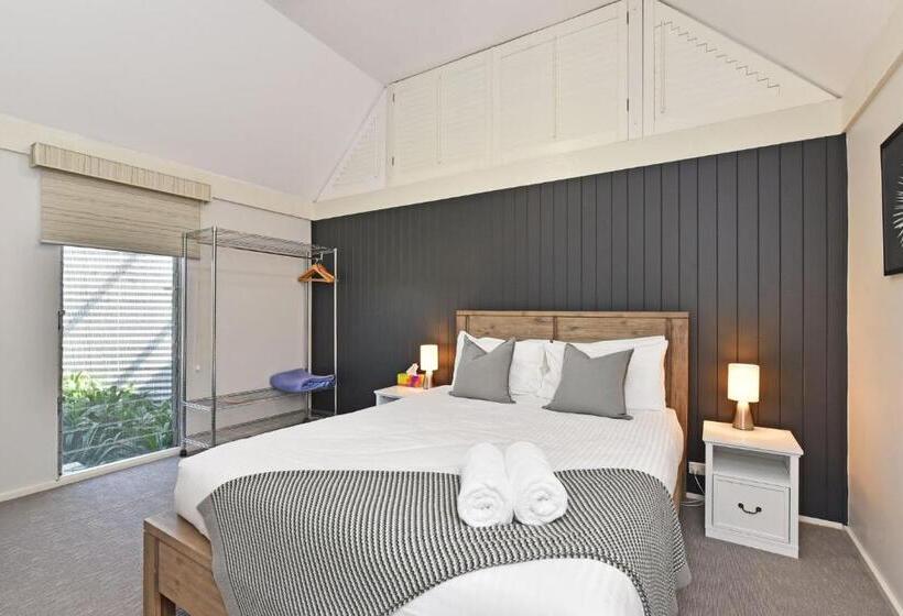 استراحتگاه Ironbark Hill Estate