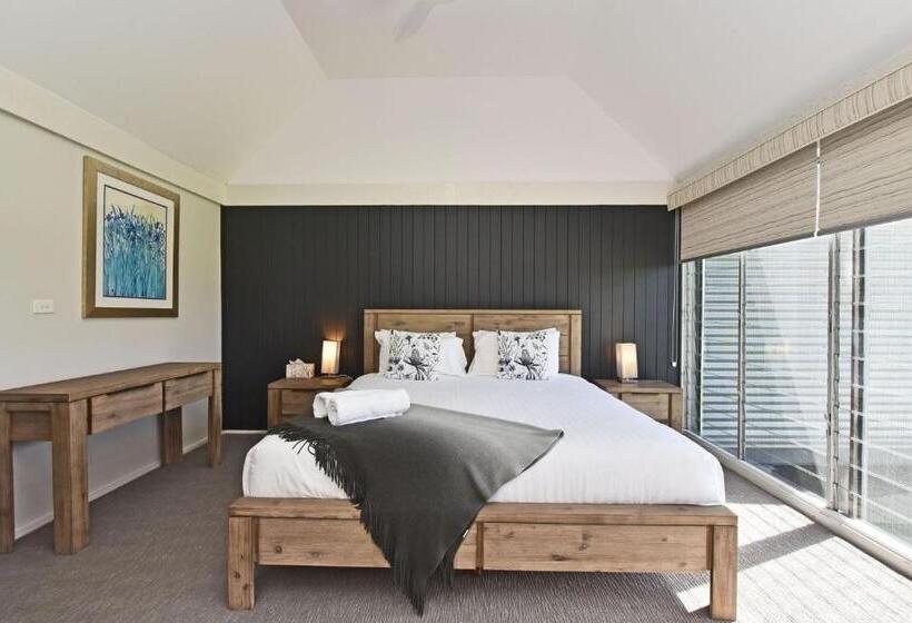 استراحتگاه Ironbark Hill Estate