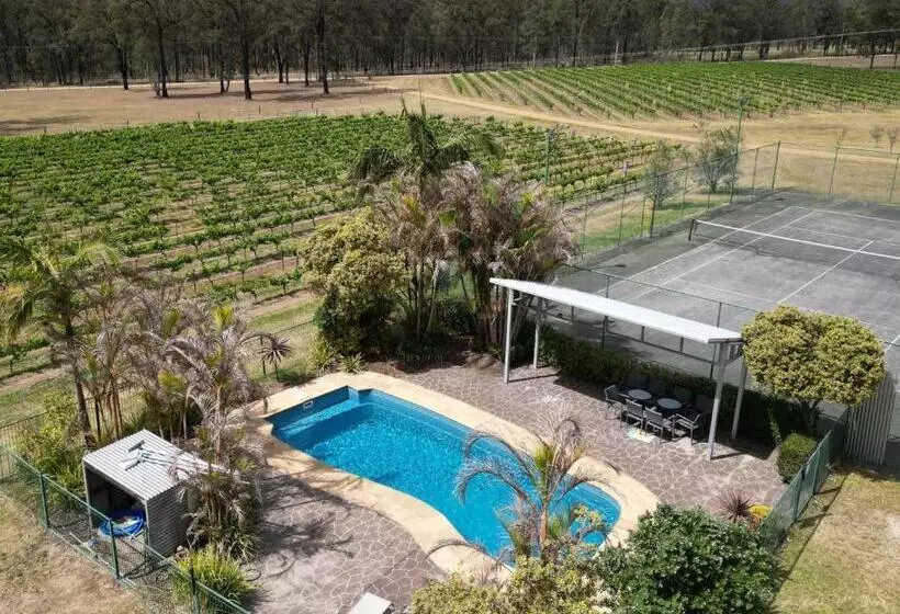 リゾートホテル Ironbark Hill Estate