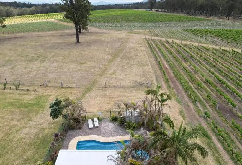 リゾートホテル Ironbark Hill Estate