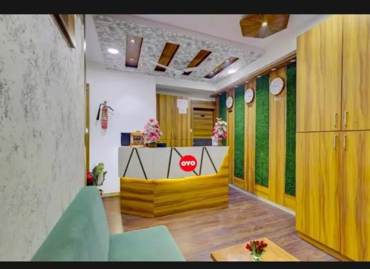 هتل Sarovar Inn