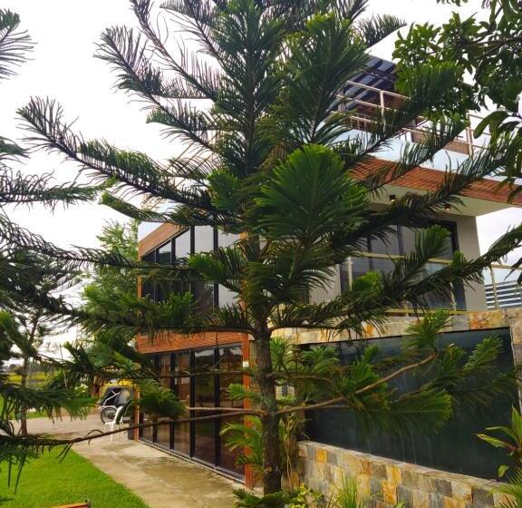 Hotel Villa Sa Bukid