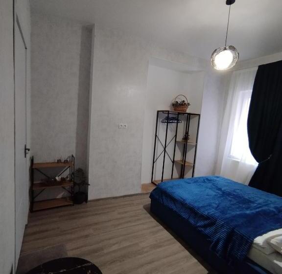 پانسیون Guest House Mtisubani