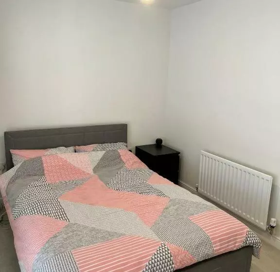 Bed and Breakfast Elite Spec