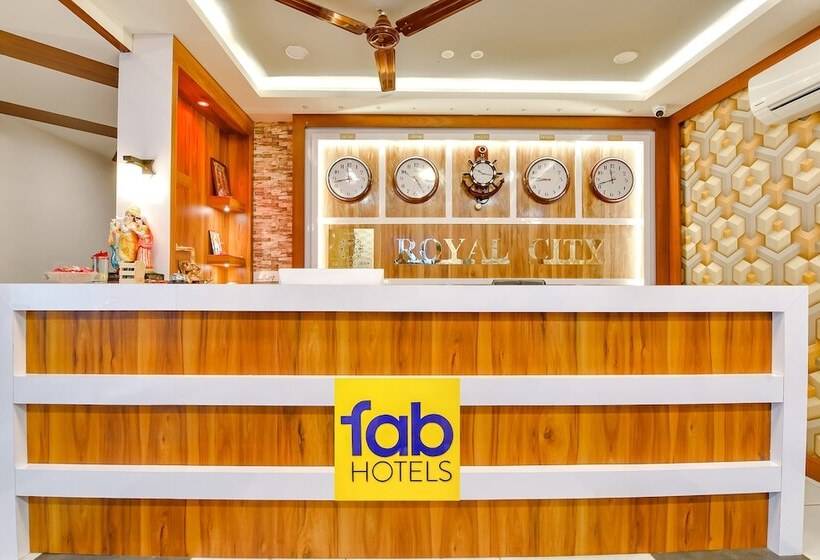 Fabhotel Royal City