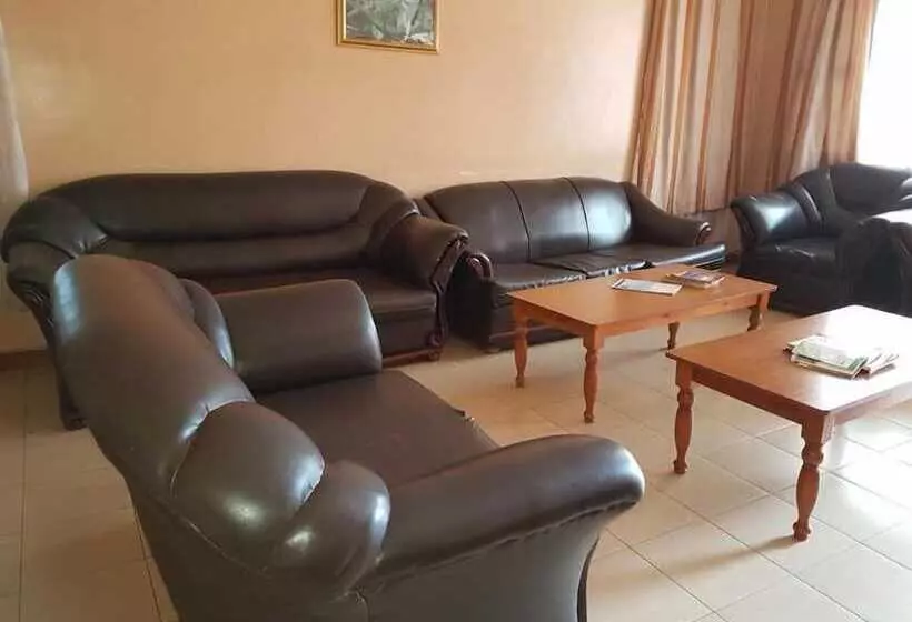 هتل Melvic Inn