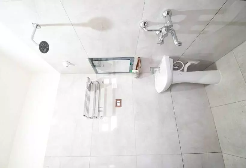 ホテル Sushree International