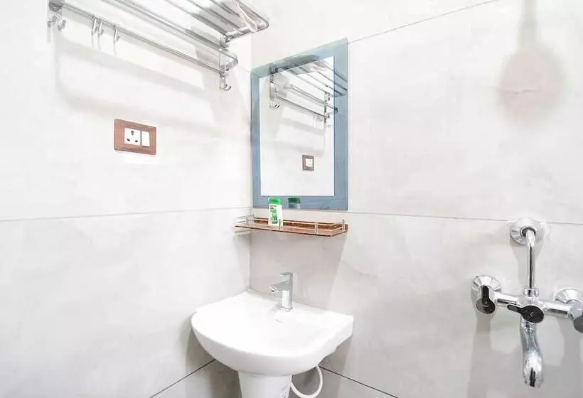 ホテル Sushree International