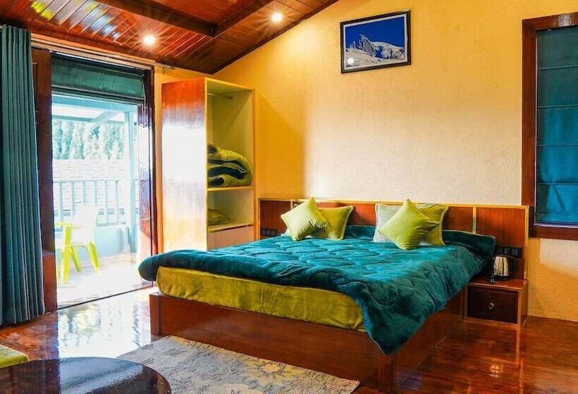 בית מלון כפרי The Himalayan Deodar