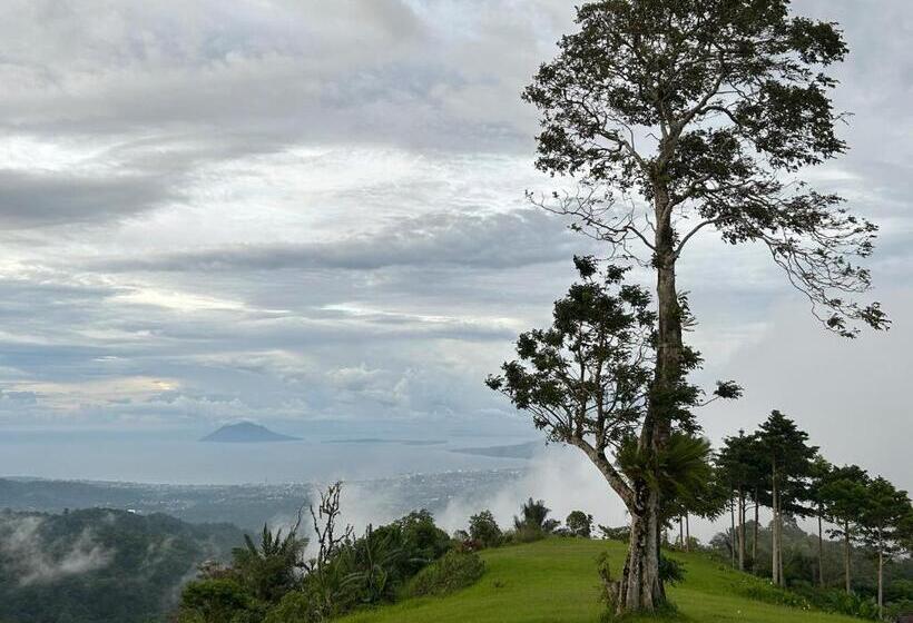 K2 Lembeh Dive Resort