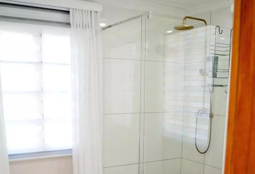 ペンション The Sweet Rose