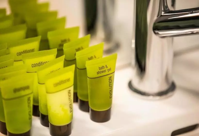 הוסטל Nightcap At The Charles