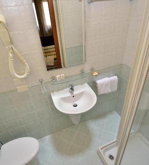 تختخواب و صبحانه Residenza La Campana