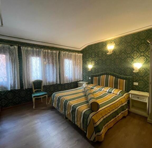 تختخواب و صبحانه Residenza La Campana