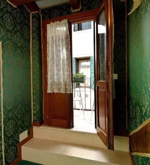 تختخواب و صبحانه Residenza La Campana