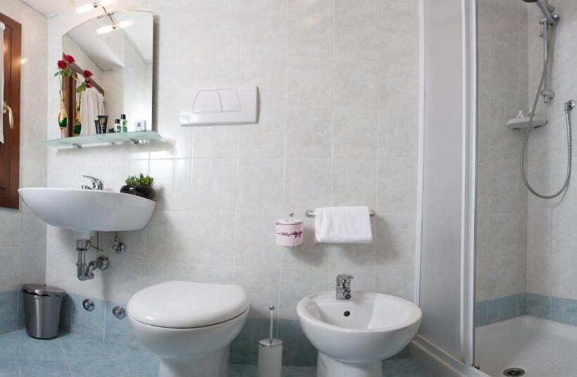 تختخواب و صبحانه Residenza La Campana