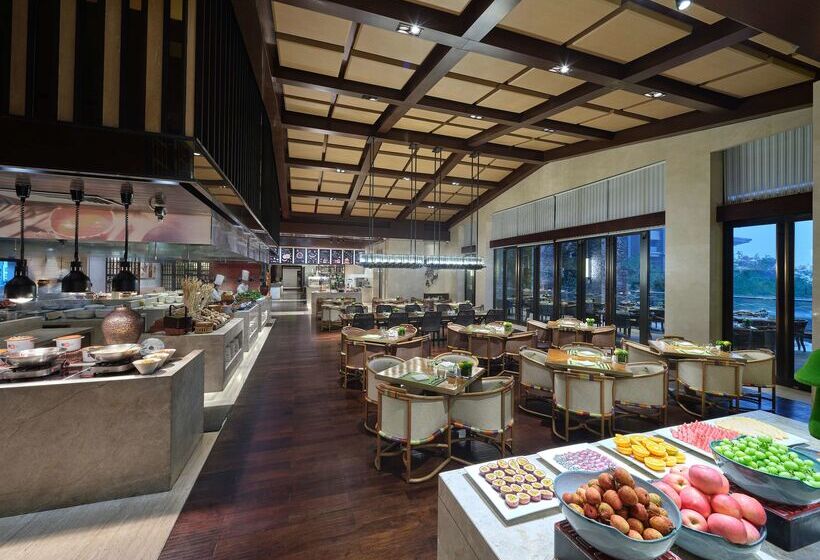 Hilton Dali Resort & Spa