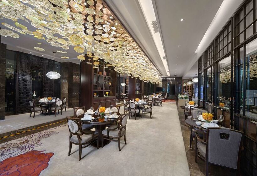 Hilton Dali Resort & Spa