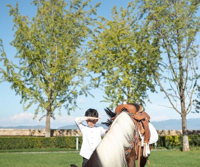 Hilton Dali Resort & Spa