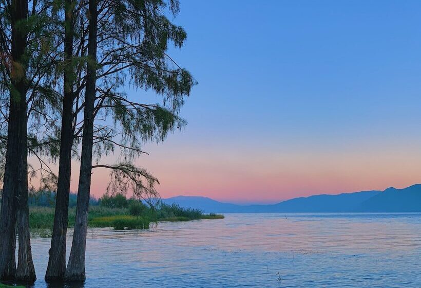 Hilton Dali Resort & Spa