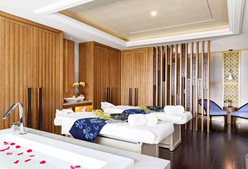 Hilton Dali Resort & Spa