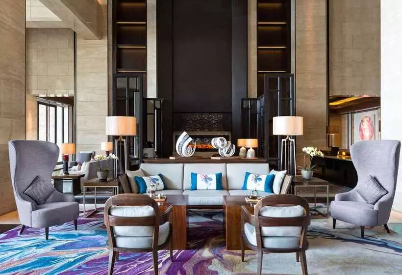 Hilton Dali Resort & Spa