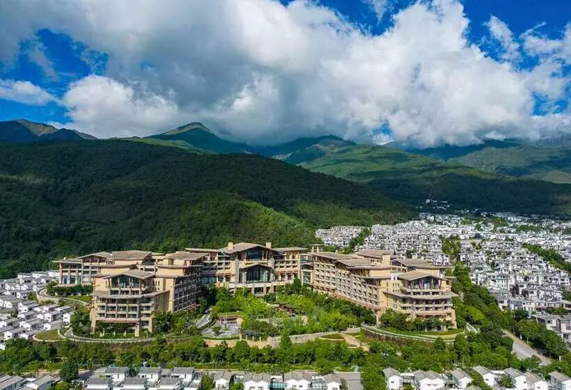 Hilton Dali Resort & Spa