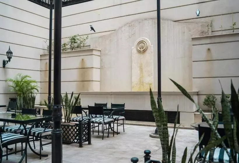 هتل Amerian Executive Cordoba