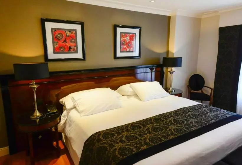 هتل Amerian Executive Cordoba