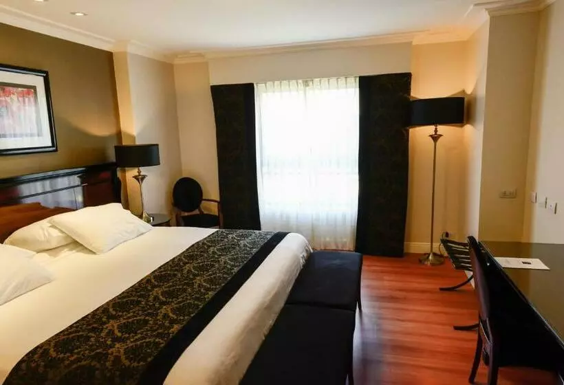 هتل Amerian Executive Cordoba