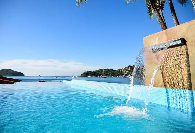 Hotelli Arena Suites