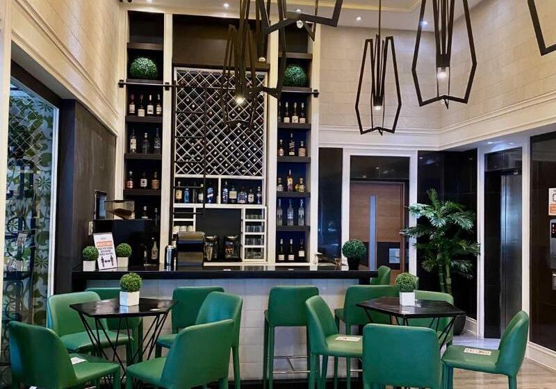 فندق Azumi Boutique