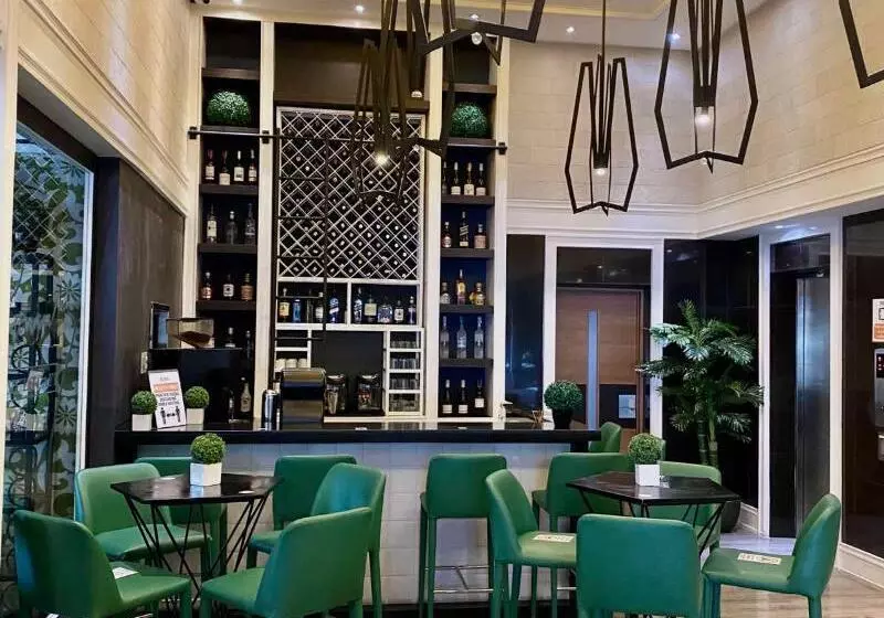 فندق Azumi Boutique