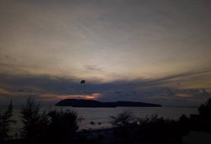 酒店 Cenang Plaza Beach