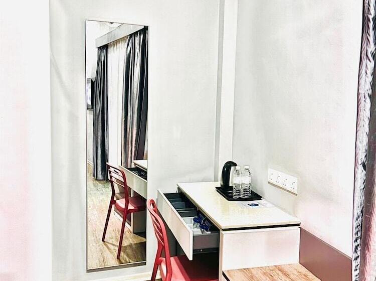 酒店 Cenang Plaza Beach