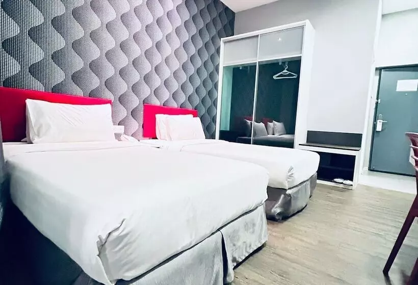 Hotel Cenang Plaza Beach