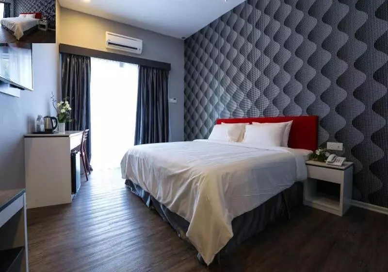 Hotel Cenang Plaza Beach