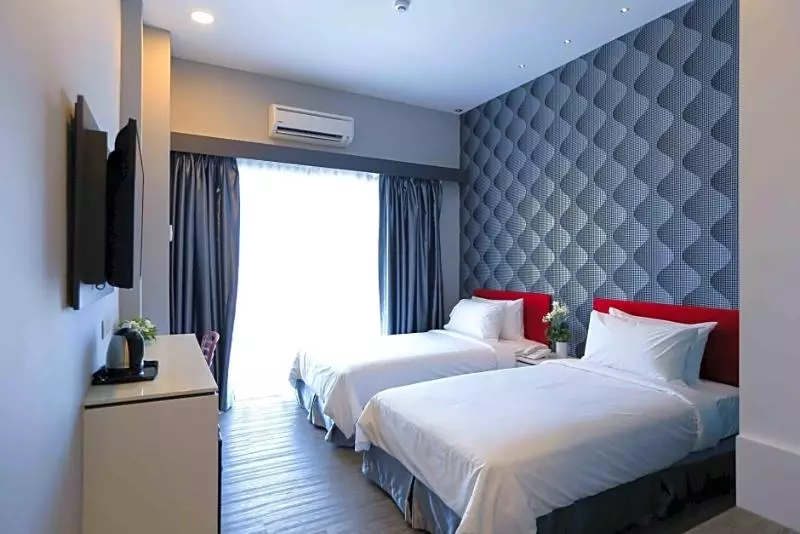 Hotel Cenang Plaza Beach