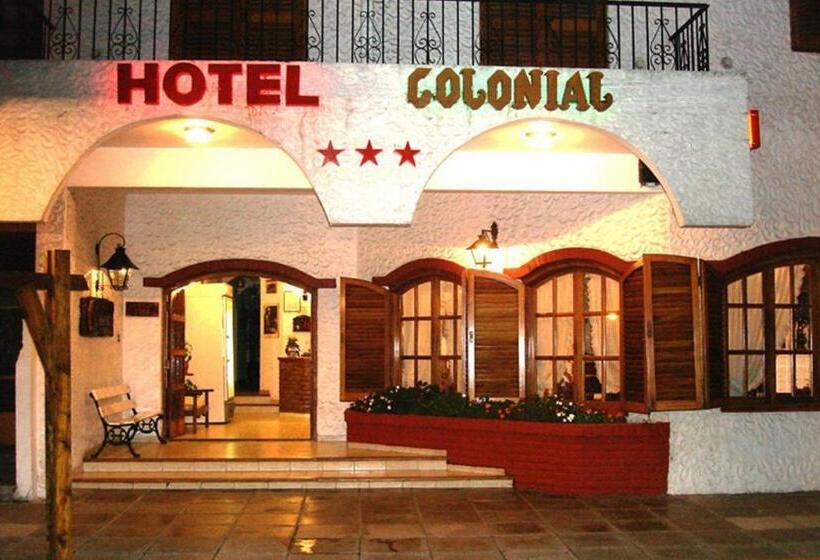 בית מלון כפרי Colonial