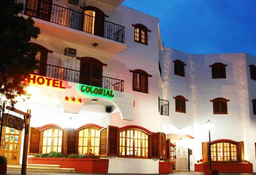 בית מלון כפרי Colonial