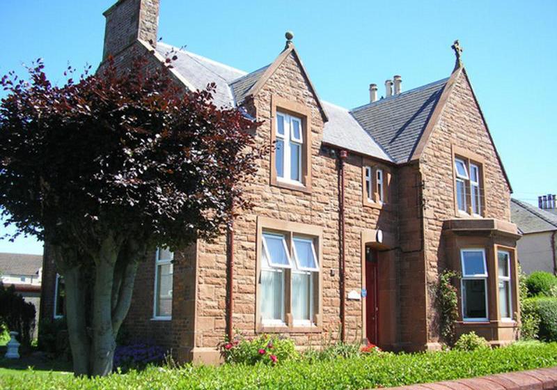 בית מלון כפרי Cross Haven Guest House