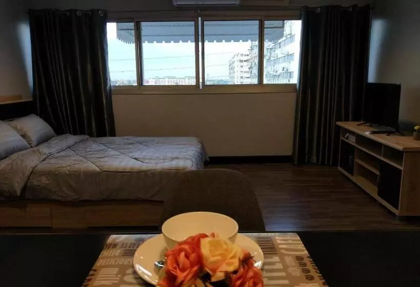 هتل Popular Condo เมืองทองธานี