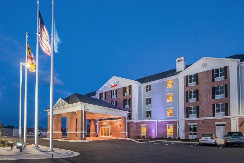 בית מלון כפרי Fairfield Inn & Suites By Marriott Easton