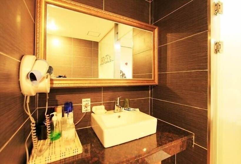 בית מלון כפרי Chakan