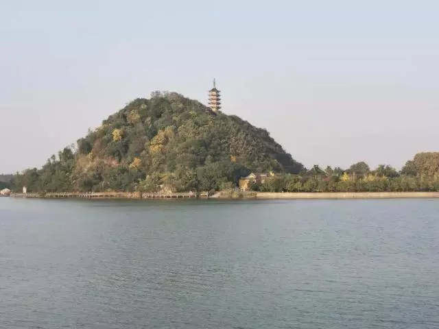 Отель Jinjiang Inn Select Zhenjiang Xijingdu Daxi Road