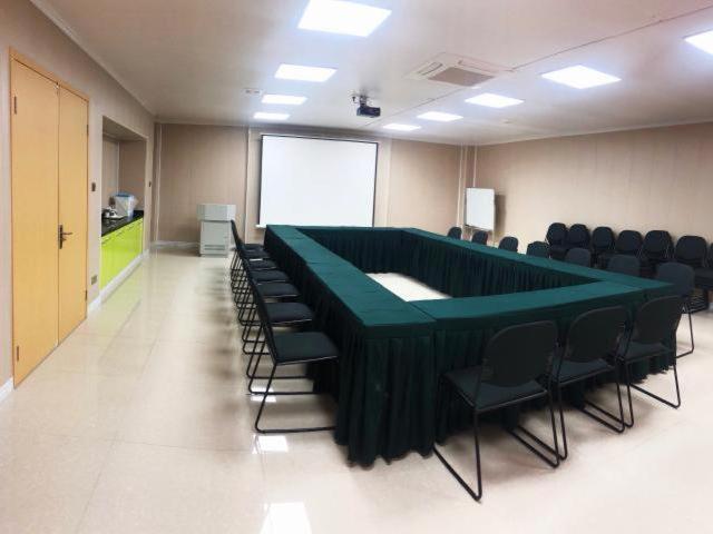 Отель Jinjiang Inn Select Zhenjiang Xijingdu Daxi Road